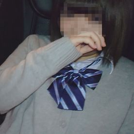 FC2-PPV-4702050 【制服コス】貧乳で美尻な大人しめ地味子ちゃんに生チンいれて中出し