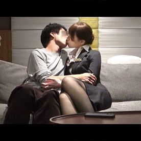 FC2-PPV-4717822 ★期間限定【半額】7/13迄★【夫婦の営み中にNTR】【夫の前でハメる】どう言う意味!?嫁の職場(ビジホ)で、夫婦のセックス中に乱入して、夫の前でNTRハメる!!【動画は顔出し】
