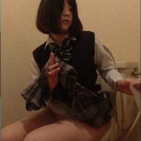 FC2-PPV-4702728 かわいい愛情いっぱい口圧・膣圧最大SEX!!ご奉仕sexが最高にヘキな人向け♡　1