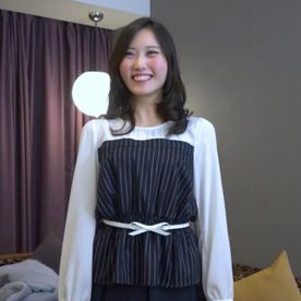 FC2-PPV-4706375 水着モデルのバイトと聞かされて派遣された、スタイル抜群のゆうちゃ◯似のカナちゃん21歳