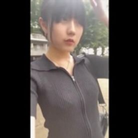 FC2-PPV-4712070 トイレで隠れておナニーをするインフルエンサーさん
