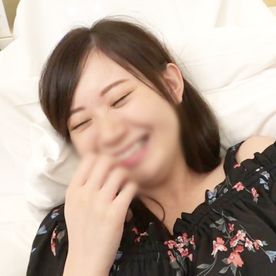 《ハメ撮り・素人》清楚系ビッチとのハメ撮りSEX！Tバック履かせたままのズラしハメでピストン♂