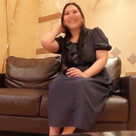 【熟女・中出し】◇豊満BODY熟女◇いやらしいマイクロビキニ&amp;オイルまみれでイキ果てる♪