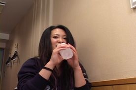 素人マニア投稿ハメ撮り 舐めるの大好きちかちゃん ,,•з•,,`