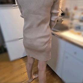 【中出し強要・個人撮影】自宅のキッチンで借金取りに犯される人妻。※リアル映像ですので不愉快に思われるシーンがあります。見たくない方はスルーしてください。