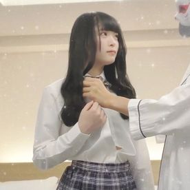 大人気ミスコン代表のゆなちゃん、小さな体でブルマ着用してもらいました♡騎乗位のまま大量中出し！ FC2-PPV-4543796