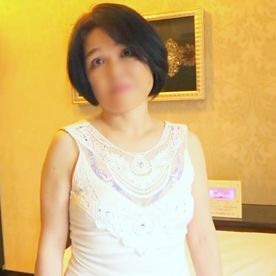 【素人】完熟専業主婦が8年ぶりのセックスに大歓喜。 クール系でも思わず感情が露わになるほど乳首舐めで気持ちよくなってます。 FC2-PPV-4622241