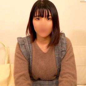 【素人】素朴な経験人数1人のみことちゃん♥ 顔面騎乗位で陰毛未処理おまんこは汗と愛液でびしょ濡れ♥