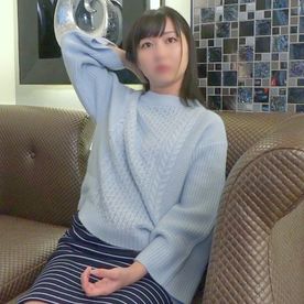 【素人】小顔乙女なエステティシャンを生ハメ。 女性専門店なので男の体に慣れておらず、羞恥発情で感度倍増！ ポルチオ突きで何度もイけちゃう♥ FC2-PPV-4628719