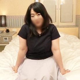 【熟女】魅惑のポッチャリボディから立ち昇るいやらしいフェロモン！44歳・ぽっちゃり熟女◆デカ乳首を存分に味わえる優しさ満点**手コキ⇒フェラ・パイズリご奉仕！他人棒でぽっちゃりBODYを震わせイキ狂い FC2-PPV-4613723