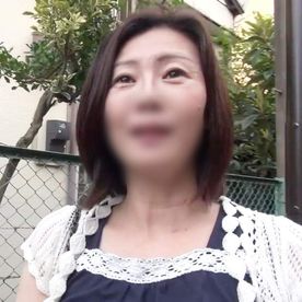 《中出し》色白Gカップ巨乳を持つ53歳・ショートヘアー熟女◆和室で五十路ボディを責めまくり！巨根ち○ぽで大絶叫イキ！膣内射精！ FC2-PPV-4637316