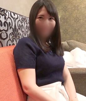 【素人】透明感あるキレイな女性！ヌルヌルになりながら乳を揺らしっぱなしの寝バックSEX FC2-PPV-4569928