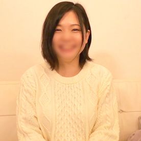 【素人/中出し】丸顔、垂れ目の経験人数1という清楚ちゃん。 初めての生ハメが想像以上に気持ちよかったのか、汗ばむほど連続絶頂。 FC2-PPV-4638851