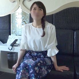 【個人撮影】真っ白美肌、清楚で可愛い三十路妻をハメ撮り。 マゾ気質な淫乱おまんこは他人棒立ちバックで即イキ→だらしなく口を半開きにさせて淫乱顔。 FC2-PPV-4639848