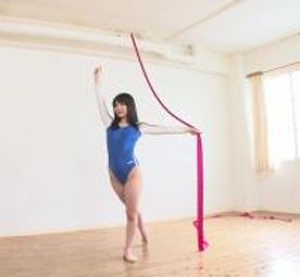 She was a rhythmic gymnast and loved open leg stretching and open leg fuck.