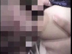 縦横無尽に激しく揺れ動くおっぱい！巨乳お*さんのノンストップ腰振り！　Part 2