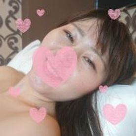 【4K撮影】初撮り☆完全顔出し☆清楚系むっちりFカップ巨乳美女との生ハメSEX♥未処理剛毛おま○こはチョー敏感過ぎて糸引いちゃってます！【特典付き】