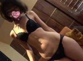 【顔出し】生中をあっさりOKしちゃうSEX好きのセールスマンレディ.モデル顔負けのプロポーションのカラダに、人生未経験なサイズの極太チンポをぶち込んでみました。 【顔出し】生中をあっさりOKしちゃうSEX好きのセールスマンレディ.モデル顔負けのプロポーションのカラダに、人生未経験なサイズの極太チンポをぶち込んでみました。