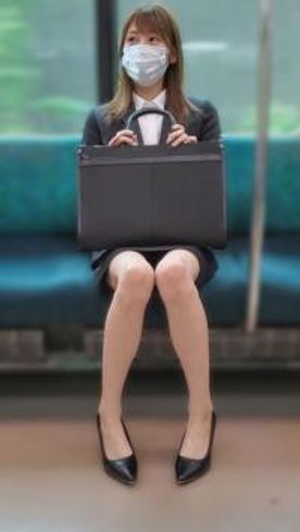 【無】新人営業OL・スーツに射精・玩具挿入電車盗〇・中出し(57分) 【無】新人営業OL・スーツに射精・玩具挿入電車盗〇・中出し(57分)
