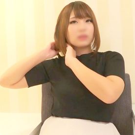 【素人】女の子らしい柔らかボディ、サバサバ系アパレル店員をハメ撮り。 高速子宮突きで眉を垂らし、乙女声で喘ぎながらイク～♥ FC2-PPV-4625823