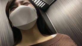 【旧マンションで過去最高の美人を発見！パイ揉み＆スカートめくり。次第におかしくなる僕たち03】