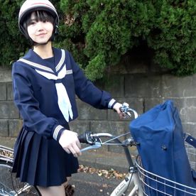 帰路に就く純心18歳を「グチャグチャ」にした映像。過去最恐、相応の覚悟の上開いてください。 FC2-PPV-4618786