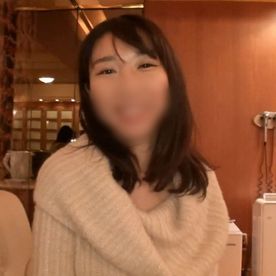 【人妻／熟女】48歳会社員OLのスケベ奥さま。男根求める貧乳スレンダーボディをガン突きハメ撮りセックス。 FC2-PPV-4636659