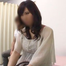 【素人】婦人科診察室を激写した貴重な動画です。 触診で巨乳・巨尻を揉まれ発情→欲していたかのようなフェラで精子ごっくん♥ FC2-PPV-4414791