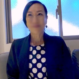 【不倫/中出し】おっぱいに派手な刺青を入れた48歳人妻。 激しいセックスでマゾイキを繰り返し、目がヤバいことになってます。 FC2-PPV-4637790