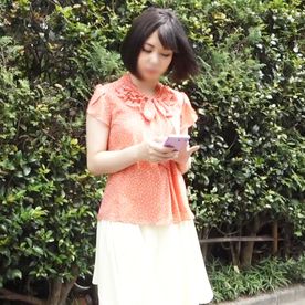 《素人・顔出し》ボブヘアーの激カワ美**◆勃起チ○ポに照れながらもジュボフェラご奉仕♪