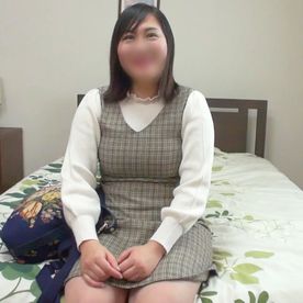 【素人】豊満マシュマロボディの四十路熟女”けいこさん” クンニによって興奮度上昇→手マンで白濁本気汁を垂らしながらイキ乱れ。 FC2-PPV-4626578