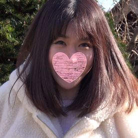 野外露出！敏感スレンダー美熟女を無理やり外に連れ出して中出しSEX！恥ずかしがりながら潮吹きまくるドスケベ女♥