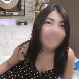 【素人／個撮】21歳クラブ大好きなビッチ女子大生とマッチング。日焼け跡残るエロい巨乳ボディを激ピスハメ撮りセックス。 FC2-PPV-4640295