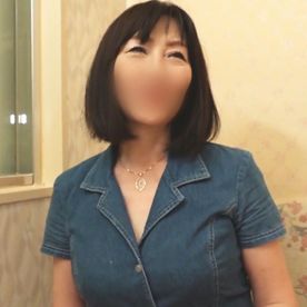 ６０歳だけど美脚が艶めかしい秀美さん。六十路おマンコに若者チンポをガチハメ。 FC2-PPV-4632234