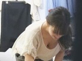 同僚の胸チラ　たっぷりFカップ*