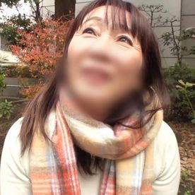 【熟女】59歳熟女が6年ぶりのSEX！カメラ目線フェラ！生チ○ポでいきなり潮を吹いて喘ぎイク！淫乱熟女の本領を発揮する好きモノっぷりを見せつけ！ FC2-PPV-4601364