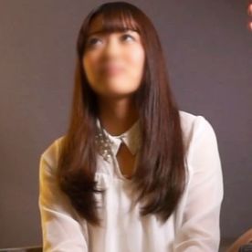 【個人撮影】美**モデルを**て、イメージ映像の撮影中に強引に迫って中出し！