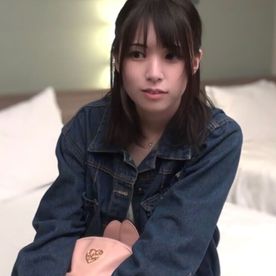 【痙攣絶頂】アイドル志望で上京 まだ垢抜けない18歳が人生初の中出し披露 未開発体を痙攣させて何度も絶頂 FC2-PPV-4571347