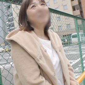 【人妻／熟女】57歳お喋り大好きな茶髪ボブのパート主婦。ぽっちゃり色白美乳ボディ疼かせヨガリ淫れる中出しセックス。 FC2-PPV-4620607