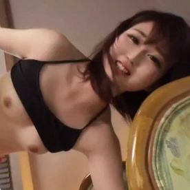 人気急上昇中アイドル研究生18歳。華奢な身体を震わせる享楽失神中出し。勉学とレッスン続きの金欠を事務所に内緒で解消へ。 FC2-PPV-4625668