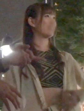 【素人】ノリの良い**大生2人とホテルへ！ 友達の前でも恥じらいなく豪快潮吹き！！