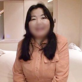 【熟女】豊満BODY熟女（55）◆重量感たっぷりの白い乳房を揉みしだかれると理性は崩壊！若さ漲るチ○ポを嬉しそうにしゃぶり大興奮！生チ○ポで豊満BODYを震わせ大胆イキ！ FC2-PPV-4638614