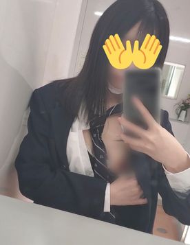 現○の高○3○生です。同級生にバレないように学校でしてみました