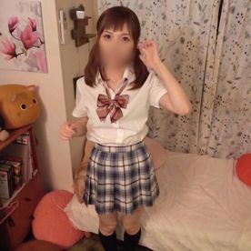 【個人撮影】小柄でスレンダー巨乳の美**の自宅でハメ撮りプレイ！ベットとお風呂でイチャイチャ♪二人共に気持ちよくなるW昇天SEX！