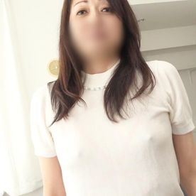 踊り場　エロ　熟女 