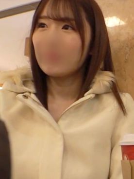 【素人】巨乳で清楚な色白美女♥指マンで愛液が止まらないっ！