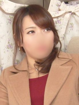 【素人】おしとやかそうな巨乳奥様♥ ピンクのパンティを脱がすと無毛マンコが露わに♥