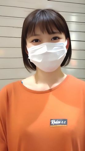 【ラーメン屋の看板】オーナーには秘密で撮影。　黒髪ボーイッシュのお椀型美乳　女子大生１９歳(２年生)・顔出し　☆初回のみ限定特典付き・高画質原版ノーカットオリジナル映像。 FC2-PPV-4598116