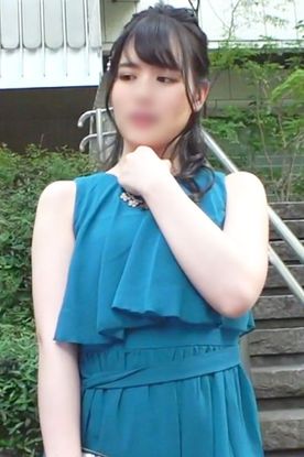 【個人撮影】清楚感たっぷりの綺麗な人妻さん♥ 初めての生ハメで悶絶しっぱなし！