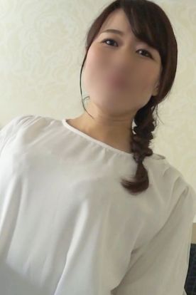 【個人撮影】清楚で落ち着きのある35歳の”ももかさん”です♥ 不倫SEXで普段とはかけ離れた淫乱妻に！